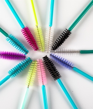 Disposable nylon mascara brush J06