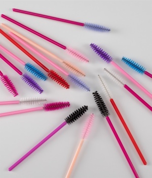Disposable nylon mascara brush J06